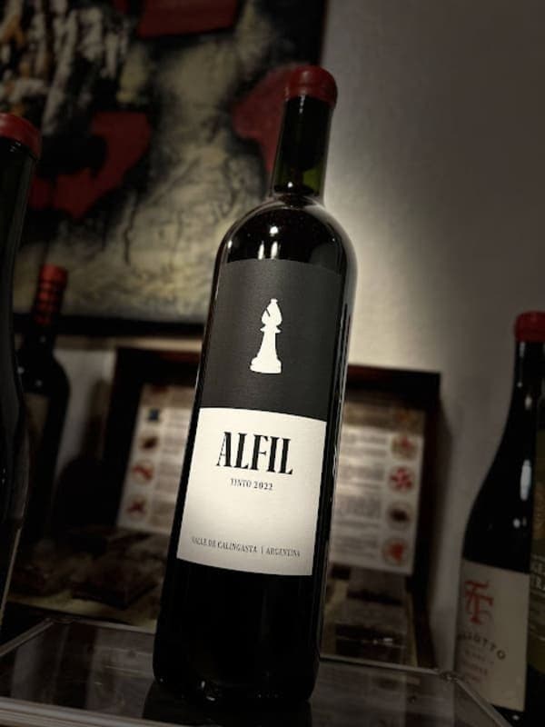Alfil Tinto