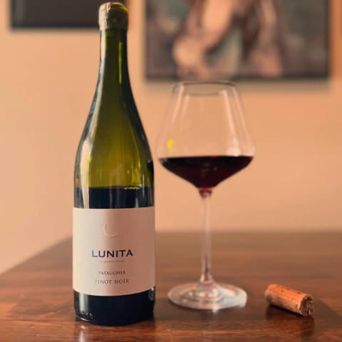 Lunita Pinot noir