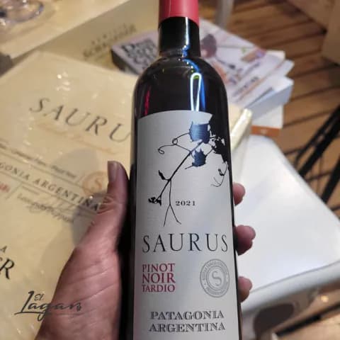 Saurus Pinot Noir Tardio 500cc
