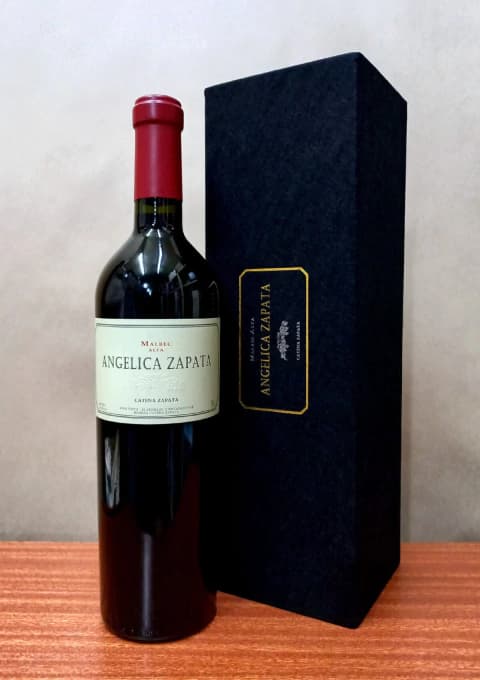 Angélica Zapata Malbec 750 cc Con Estuche de Pana de Bodega Catena Zapata