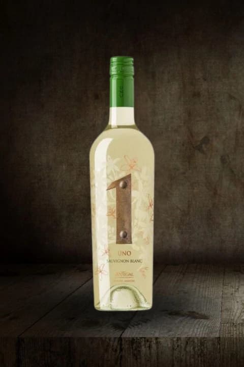 UNO SAUVIGNON BLANC
