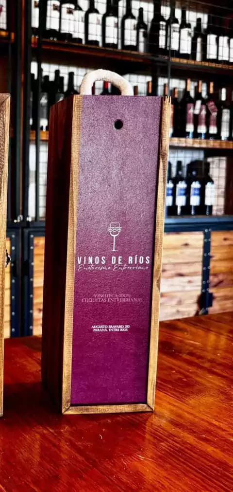 Estuche de madera para 1 vino con logo Vinos de Ríos