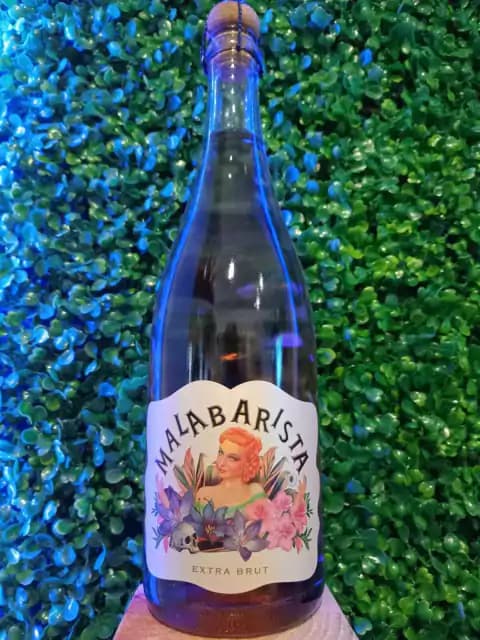 ESPUMANTE MALABARISTA EXTRA BRUT (SANGIOVESE)