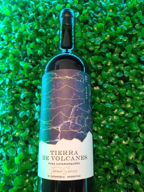 TIERRA DE VOLCANES Syrah