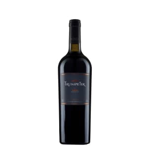 Trumpeter Clasico Syrah 2001 750